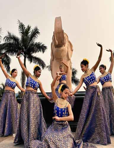 Kathak Dancers in Delhi, Kathak Dance Troupe. Indian Classical, Traditional, Cultural. 